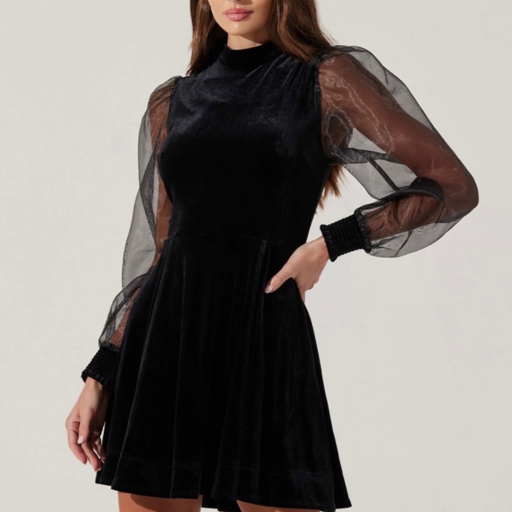 ASTR Black Velvet High Neck Sheer Puff Sleeve Mini Dress - XL